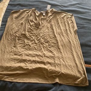 Olive green express tee brand new loop-neck